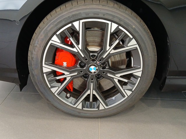 BMW Serie 2 220d Gran Coupe color Negro. Año 2025. 120KW(163CV). Diésel. En concesionario Enekuri Motor de Vizcaya