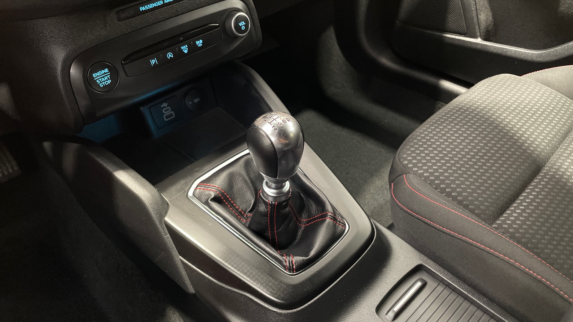 Ford Focus 1.0 Ecoboost MHEV - 18