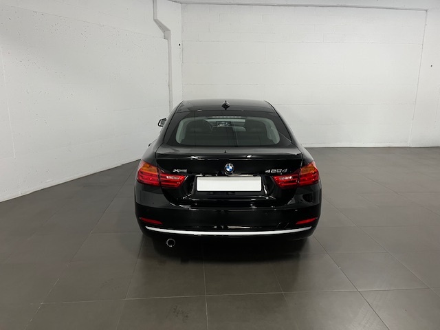 BMW Serie 4 420d Gran Coupe color Negro. Año 2015. 135KW(184CV). Diésel. En concesionario Amiocar S.A. de Coruña