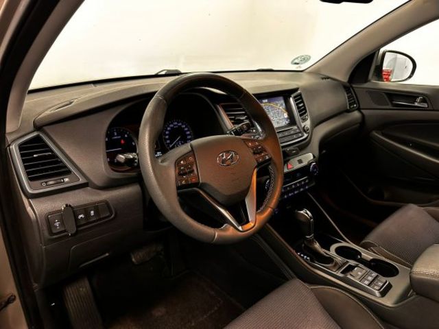 Hyundai Tucson 1.7 CRDI BlueDrive Tecno DCT 103 kW (141 CV)