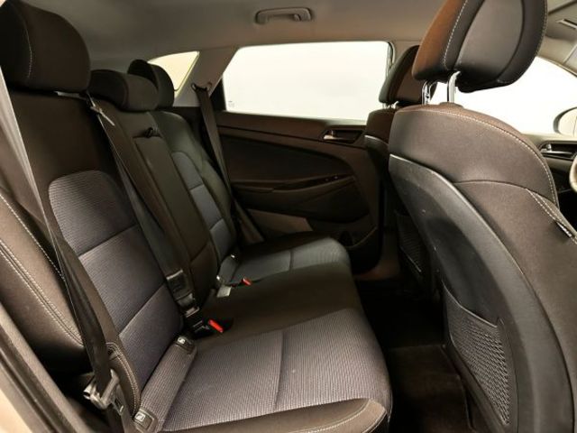 Hyundai Tucson 1.7 CRDI BlueDrive Tecno DCT 103 kW (141 CV)