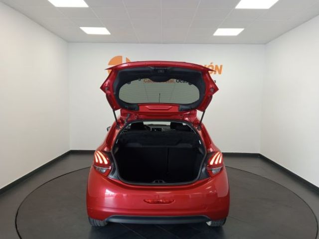 Peugeot 208 BlueHDi 100 Signature 73 kW (99 CV)