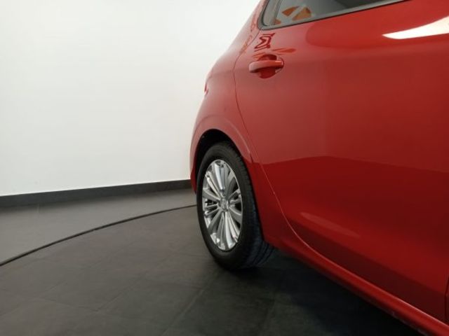 Peugeot 208 BlueHDi 100 Signature 73 kW (99 CV)