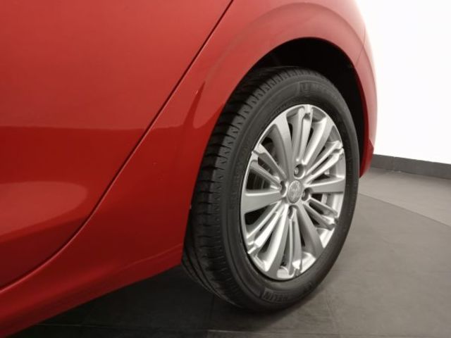 Peugeot 208 BlueHDi 100 Signature 73 kW (99 CV)