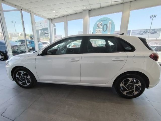 Hyundai i30 1.0 TGDI 48V Klass 74 kW (100 CV)