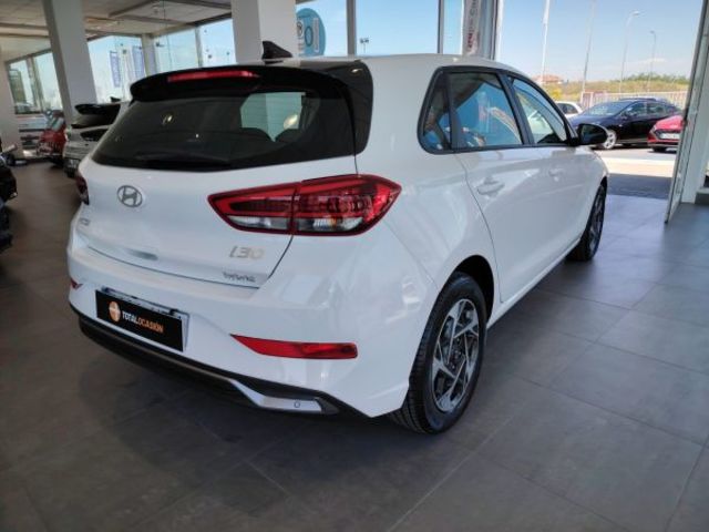 Hyundai i30 1.0 TGDI 48V Klass 74 kW (100 CV)