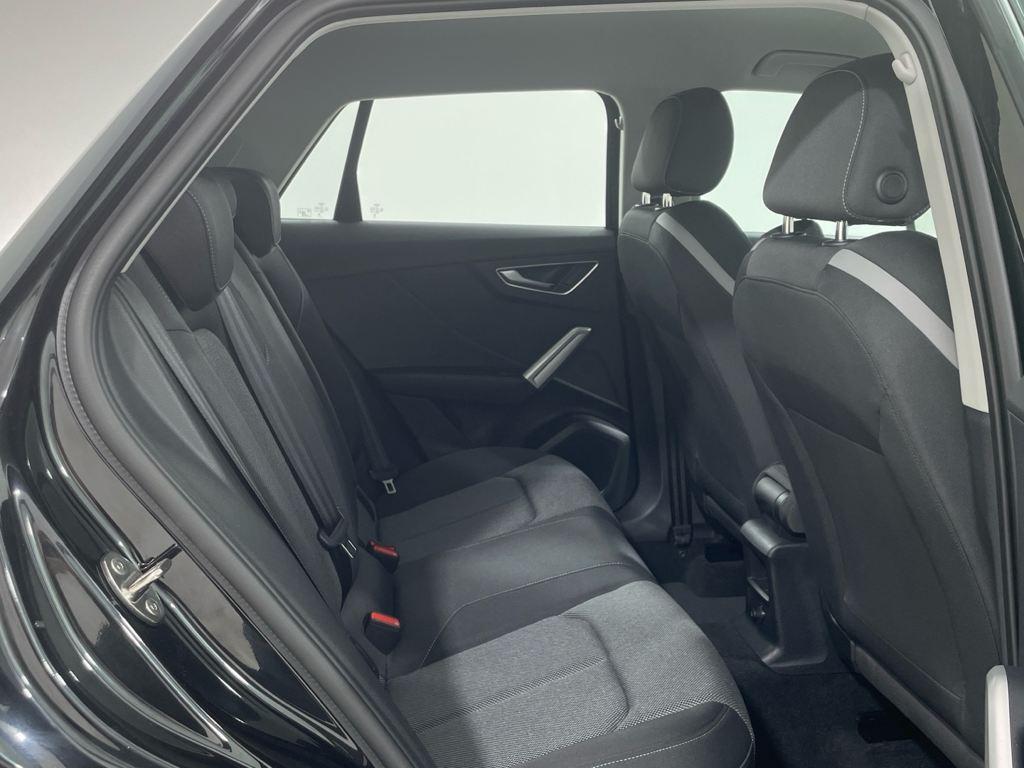 Audi Q2 35 TDI - 8
