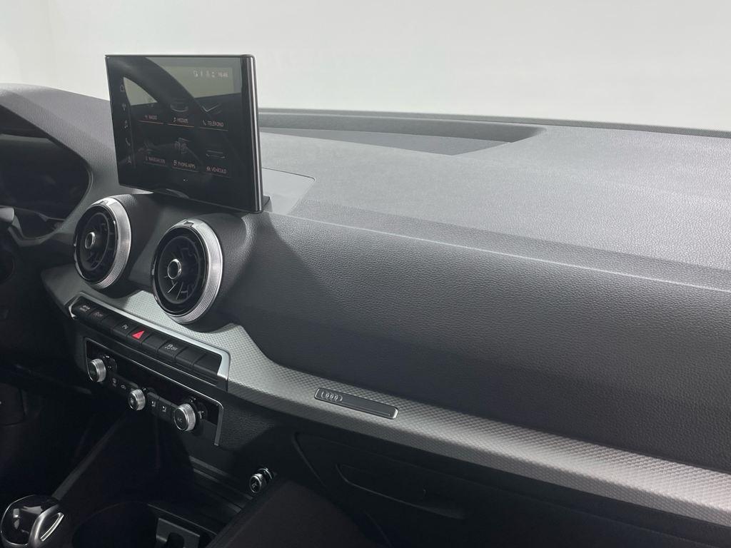 Audi Q2 35 TDI - 12