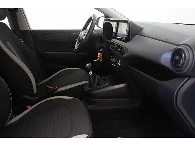 Hyundai i10 1.0 - 5