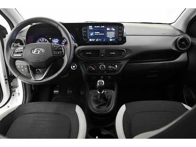 Hyundai i10 1.2 - 7
