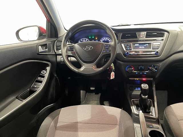 Hyundai i20 1.2 MPI - 8
