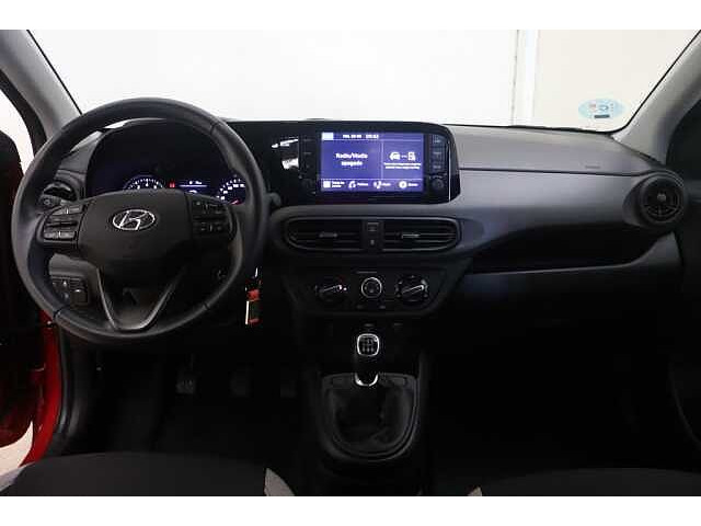 Hyundai i10 1.0 - 7
