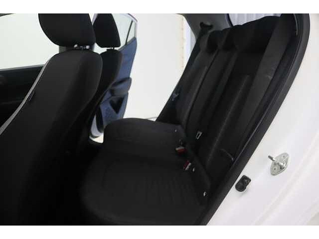 Hyundai i10 1.0 - 8