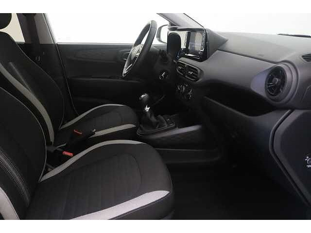 Hyundai i10 1.0 - 5
