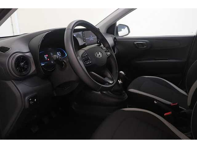 Hyundai i10 1.0 - 6