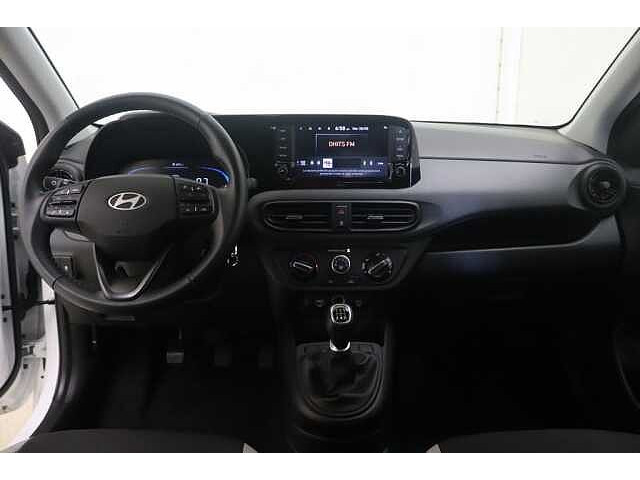 Hyundai i10 1.0 - 7
