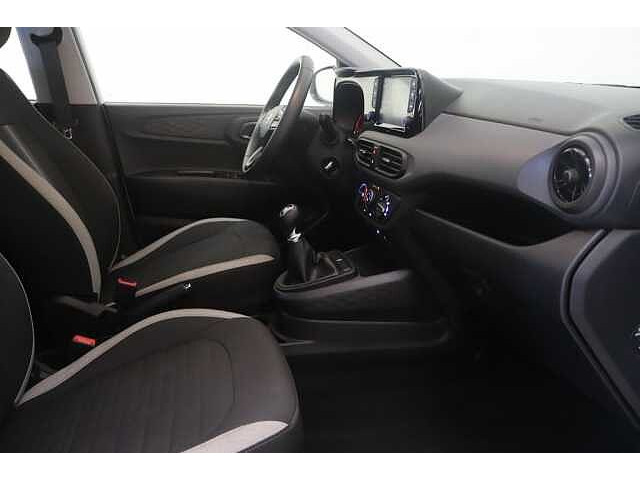 Hyundai i10 1.0 - 5