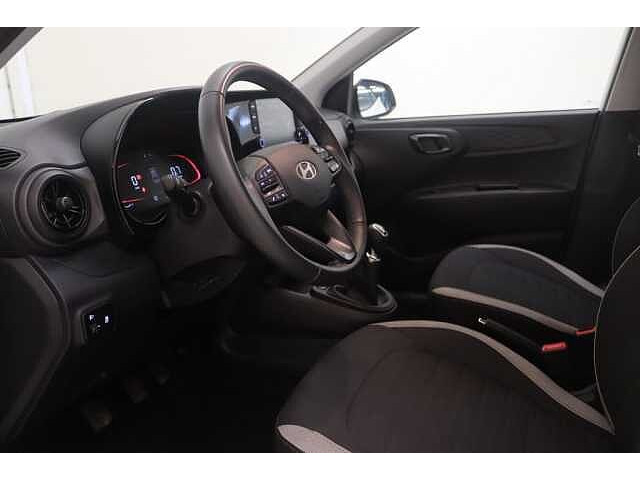 Hyundai i10 1.0 - 6