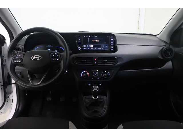 Hyundai i10 1.0 - 7