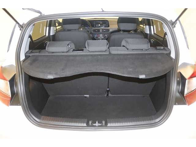 Hyundai i10 1.0 - 9