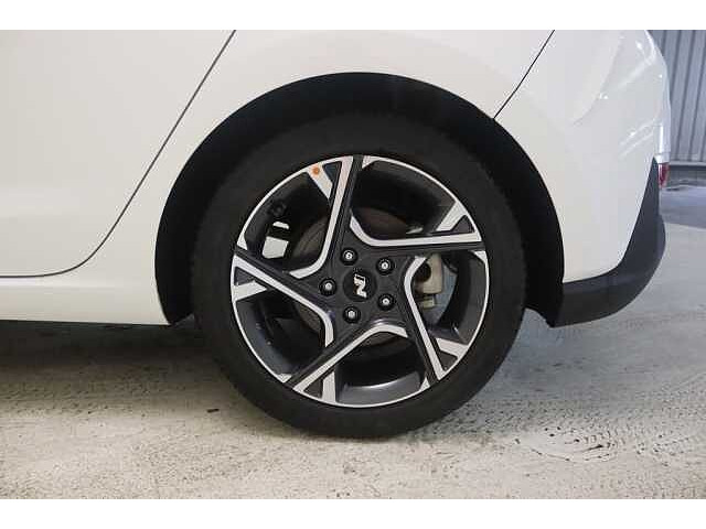 Hyundai i30 1.0 TGDI - 11