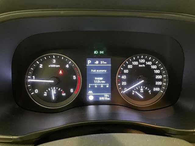 Hyundai Tucson 1.6 CRDI - 9