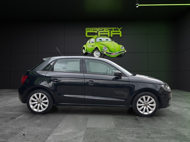 Audi A1 Sportback Attracted 1.6 TDI 66 kW (90 CV)