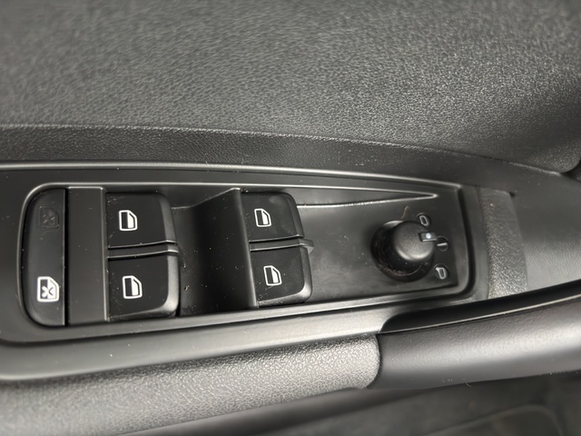 Audi A1 Sportback Attracted 1.6 TDI 66 kW (90 CV)
