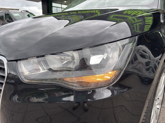 Audi A1 Sportback Attracted 1.6 TDI 66 kW (90 CV)
