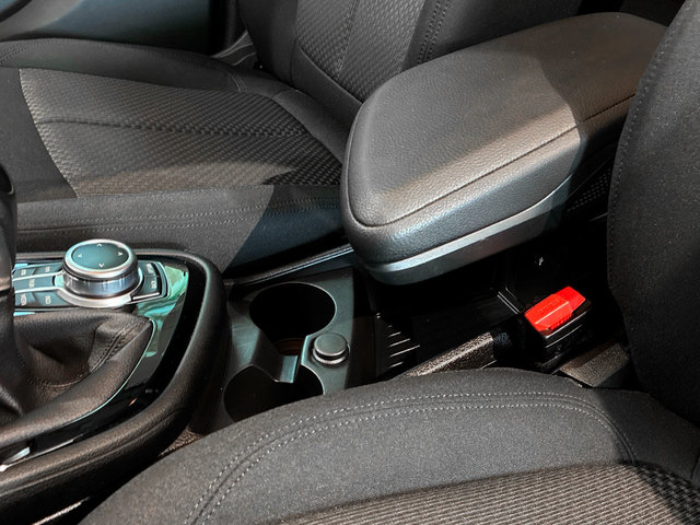 BMW Serie 2 218i Gran Tourer color Blanco. Año 2022. 103KW(140CV). Gasolina. En concesionario BMW Marcos Automoción de Valencia