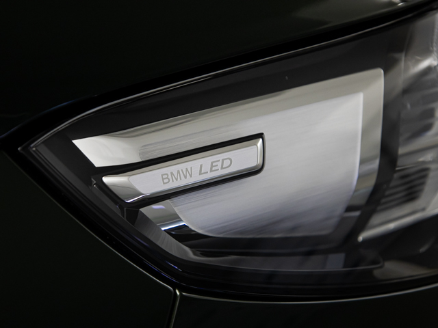 BMW X1 sDrive18d color Verde. Año 2023. 110KW(150CV). Diésel. En concesionario BMW Fuenteolid Valladolid de Valladolid