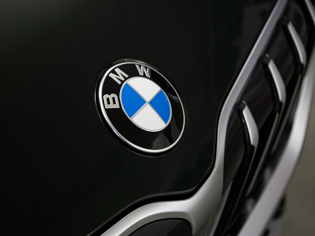 BMW X1 sDrive18d color Verde. Año 2023. 110KW(150CV). Diésel. En concesionario BMW Fuenteolid Valladolid de Valladolid