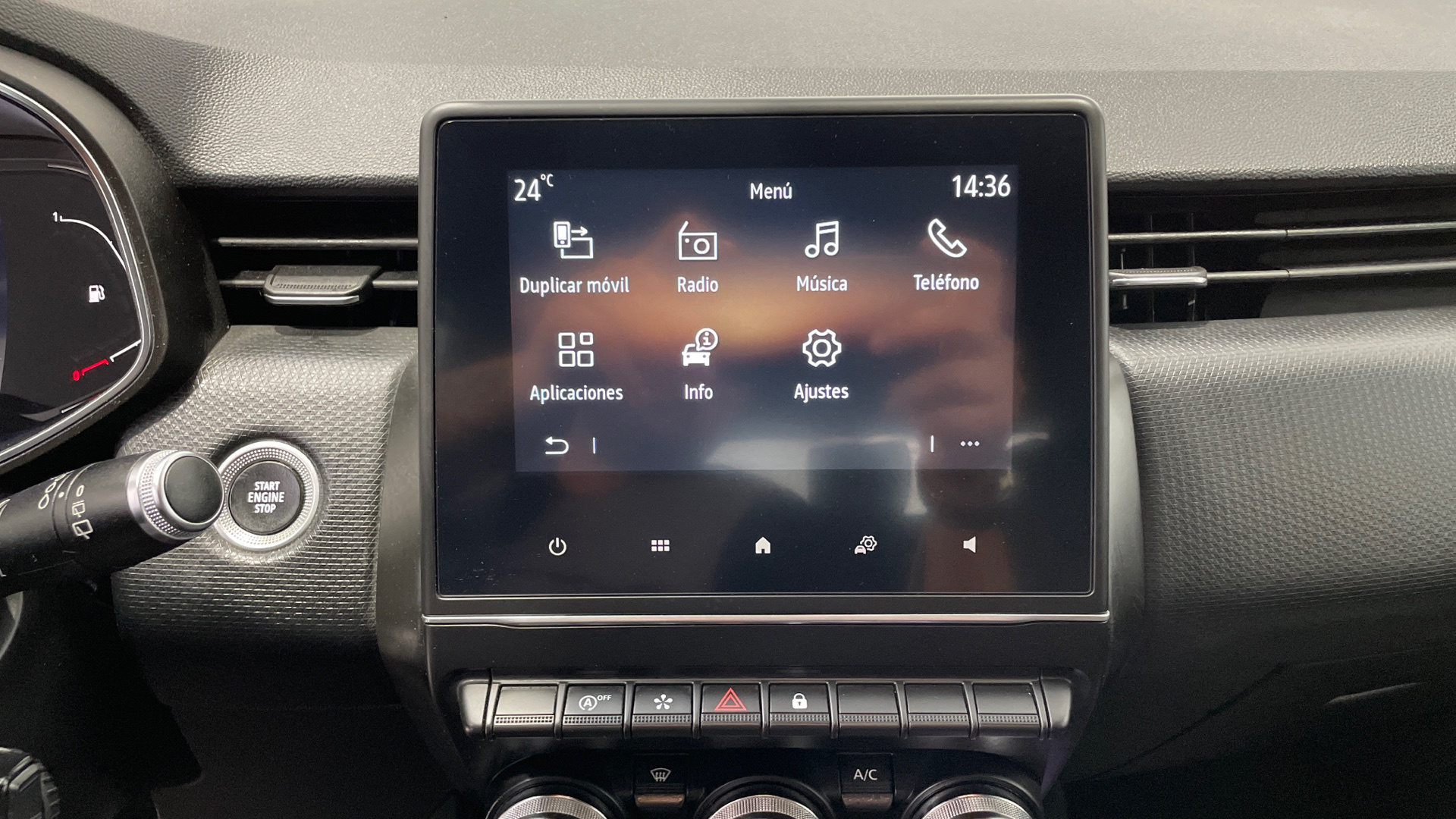 Renault Clio TCe 90 - 11