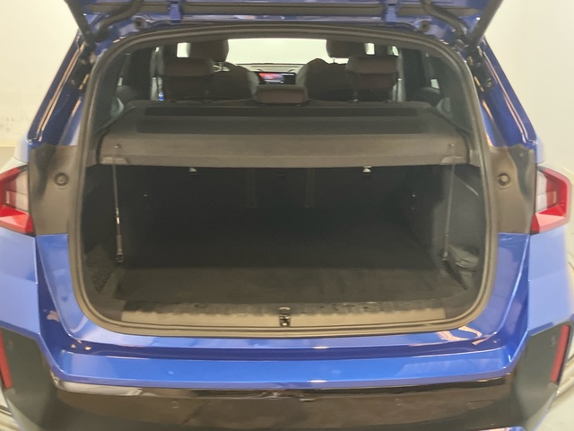 BMW iX1 eDrive20 color Azul. Año 2024. 150KW(204CV). Eléctrico. En concesionario Proa Premium Palma de Illes Balears