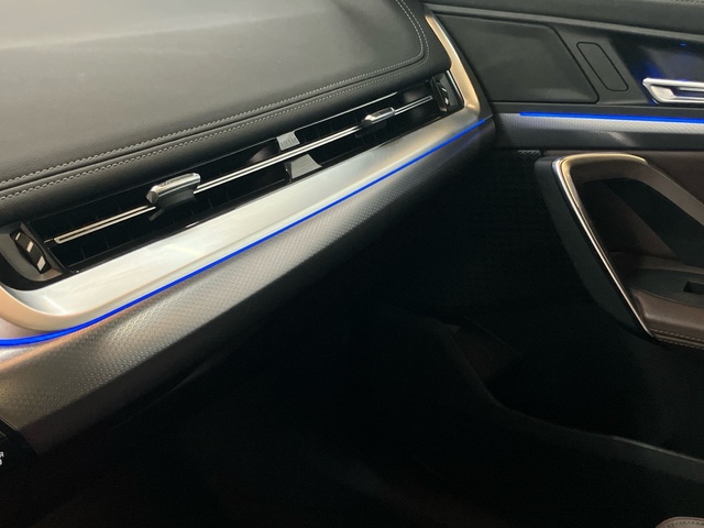 BMW iX1 eDrive20 color Azul. Año 2024. 150KW(204CV). Eléctrico. En concesionario Proa Premium Palma de Illes Balears