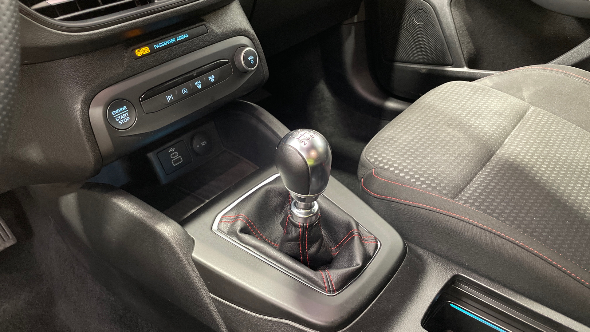 Ford Focus 1.0 Ecoboost MHEV - 18
