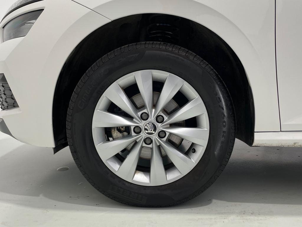 Skoda Kamiq 1.0 TSI - 8