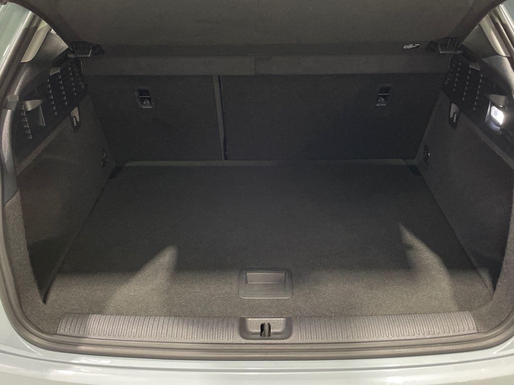 Audi Q2 30 TDI - 10