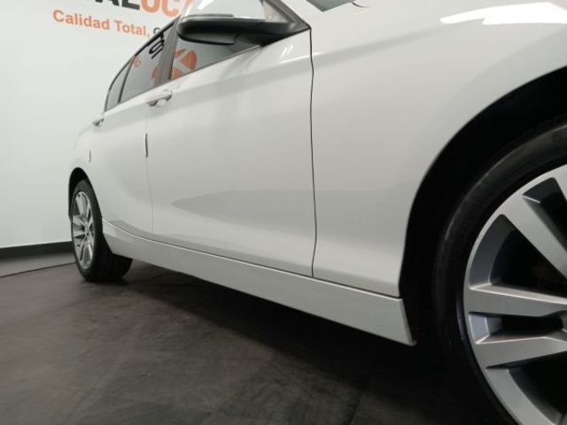 BMW Serie 1 118i 100 kW (136 CV)