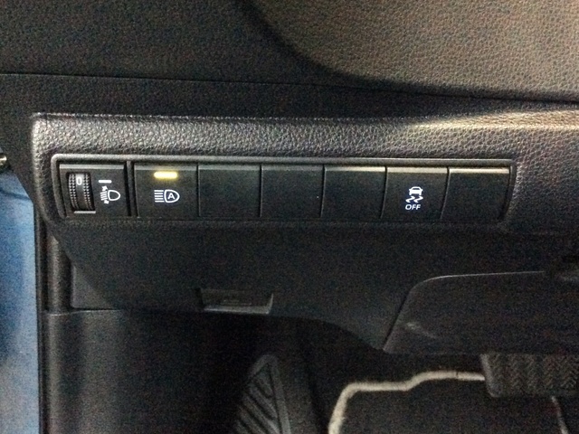 Toyota Corolla 1.8 125 Híbrido Active Tech E-CVT 90 kW (122 CV)