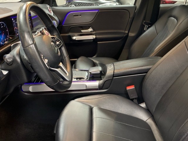 Mercedes-Benz GLB GLB 200 d - 7