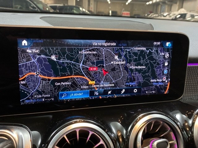 Mercedes-Benz GLB GLB 200 d - 16