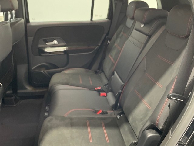 Mercedes-Benz GLB GLB 200 d - 11