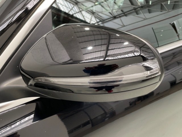 Mercedes-Benz GLB GLB 200 d - 17