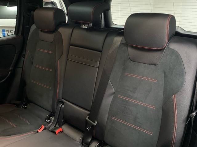 Mercedes-Benz GLB GLB 220 D - 11