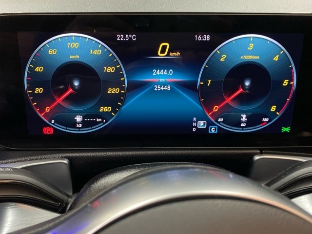 Mercedes-Benz GLB GLB 220 D - 15