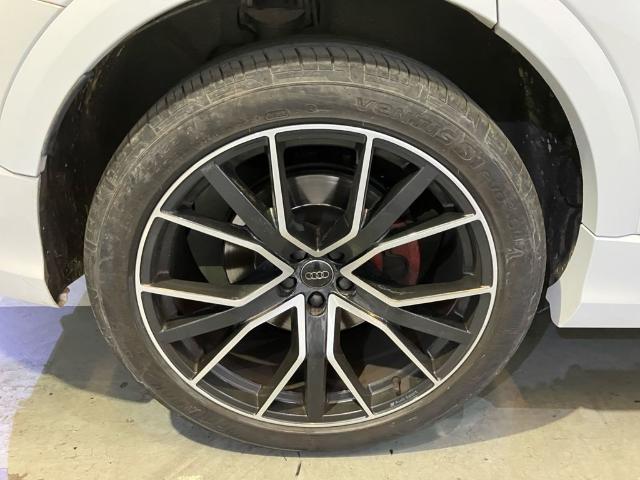 Foto 10 Audi Q8 50 TDI quattro 210 kW (286 CV) tiptronic