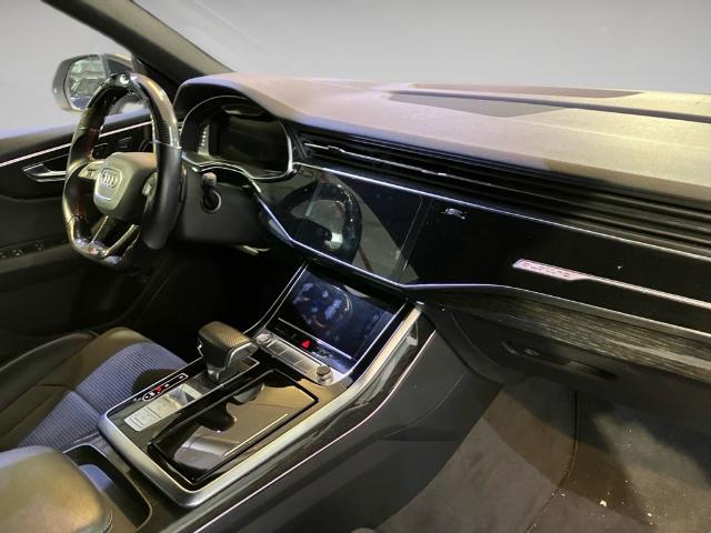 Foto 11 Audi Q8 50 TDI quattro 210 kW (286 CV) tiptronic