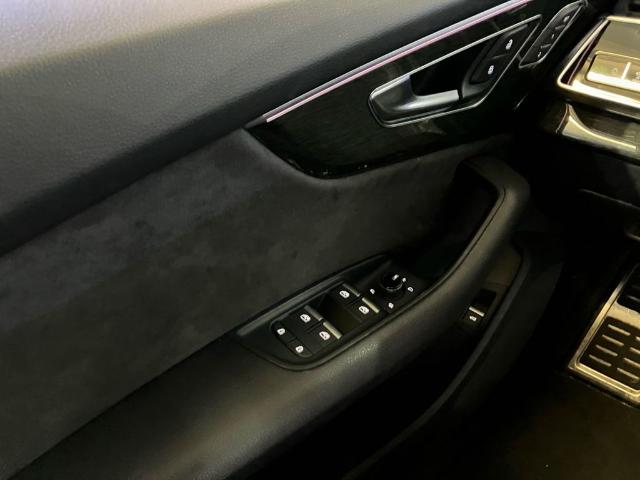 Foto 14 Audi Q8 50 TDI quattro 210 kW (286 CV) tiptronic