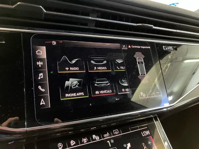 Foto 17 Audi Q8 50 TDI quattro 210 kW (286 CV) tiptronic